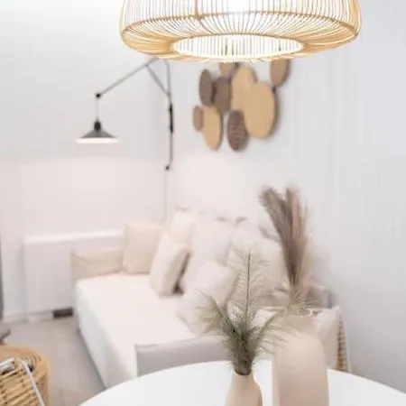 Cozy For 4 Persons Apartment Piraeus