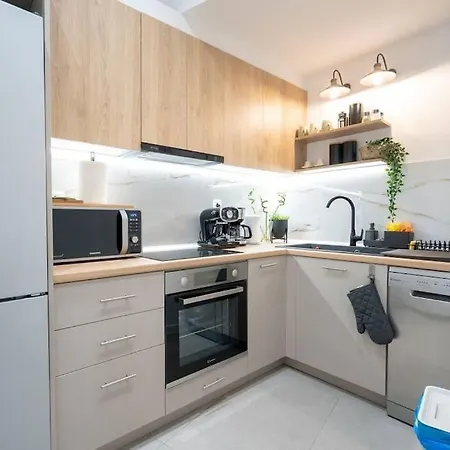 Apartment Cozy For 4 Persons Piraeus