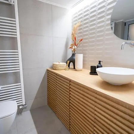 Cozy For 4 Persons Piraeus