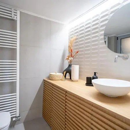 Cozy For 4 Persons * Piraeus