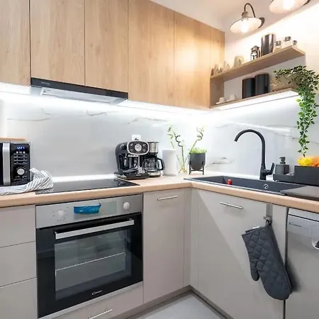 Apartment Cozy For 4 Persons *
