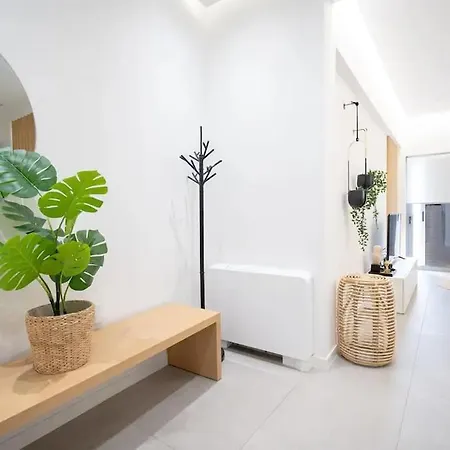 Apartment Cozy For 4 Persons