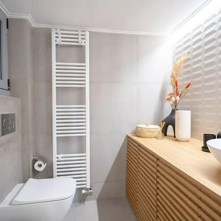 Cozy For 4 Persons Apartment *